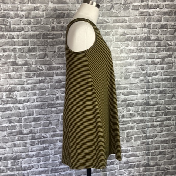 Mossimo - Picture 3 of 6